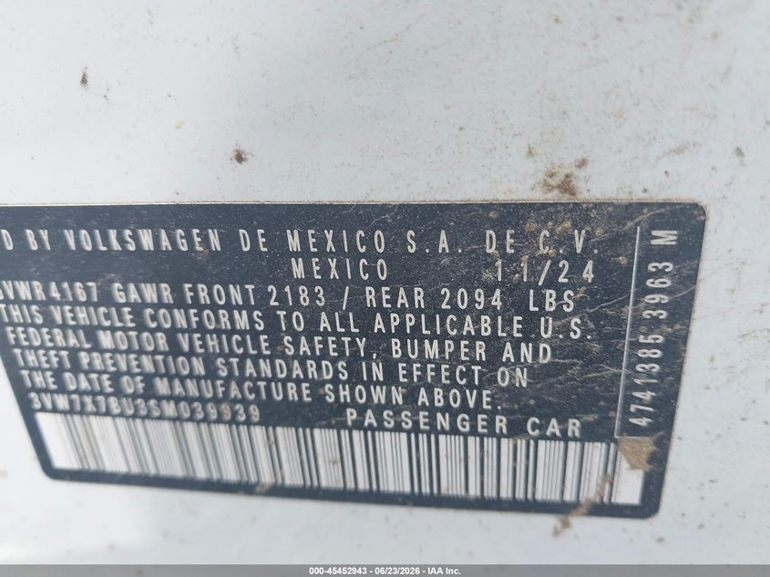 2025 Volkswagen Jetta VIN 3VW7X7BU3SM039939 IAAI salvage auction — FRONT END, Salvage Title, sold $300 on 2026-07-23 (photo 9)