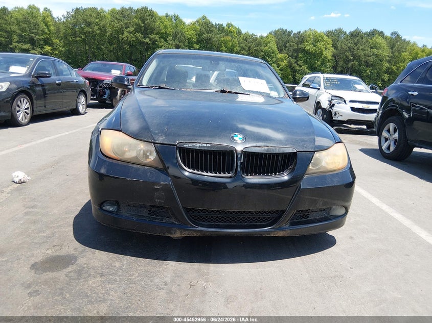 2008 BMW 3 series VIN WBAVA335X8FV66748 IAAI salvage auction — NORMAL WEAR, Clear (North Carolina), sold $425 on 2026-07-15 (photo 6)