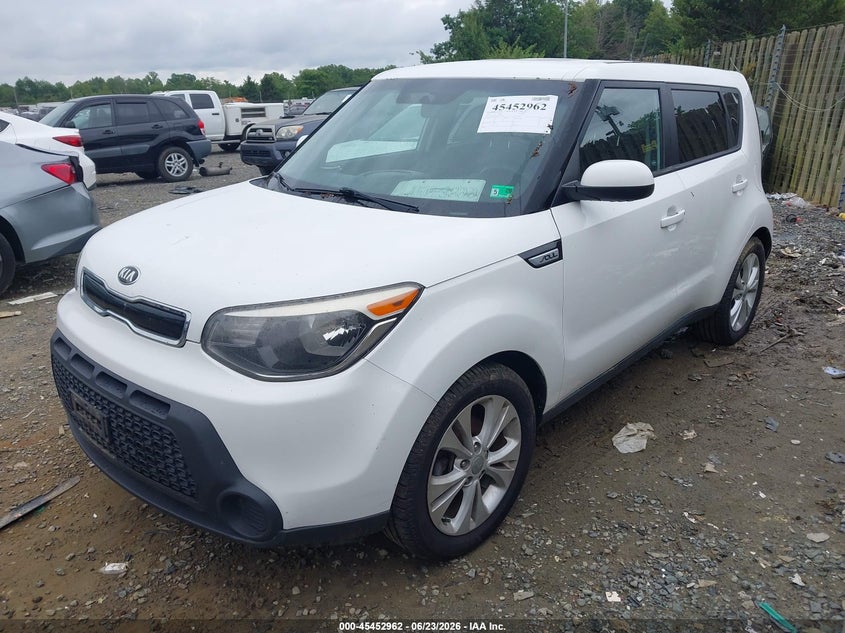 2015 Kia Soul VIN KNDJP3A57F7152191 IAAI salvage auction — NORMAL WEAR, Clear (Virginia), sold $875 on 2026-07-13 (photo 2)