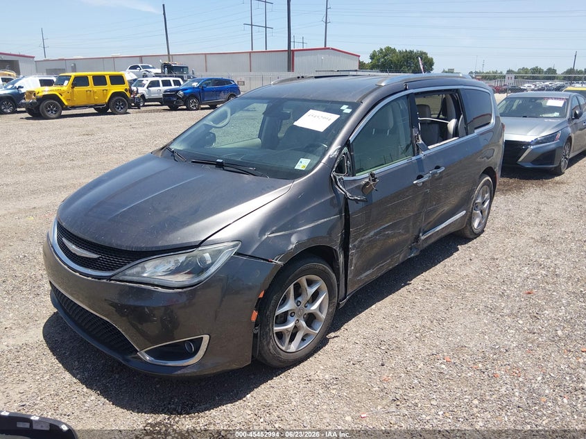 2018 Chrysler Pacifica VIN 2C4RC1BG2JR291977 IAAI salvage auction — LEFT SIDE, Salvage (Louisiana), sold $4,100 on 2026-07-25 (photo 2)