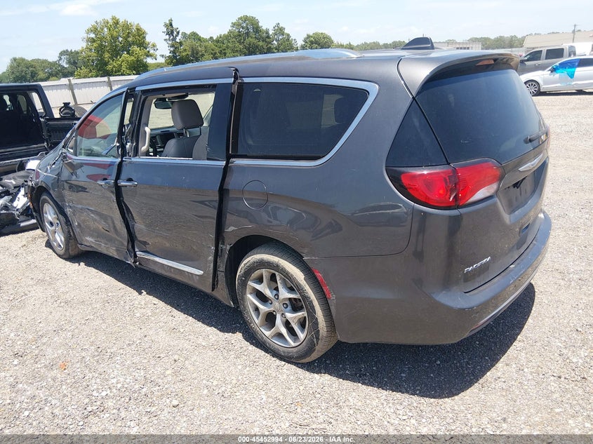 2018 Chrysler Pacifica VIN 2C4RC1BG2JR291977 IAAI salvage auction — SIDE, Salvage Title, sold $2,550 on 2026-07-24 (photo 3)