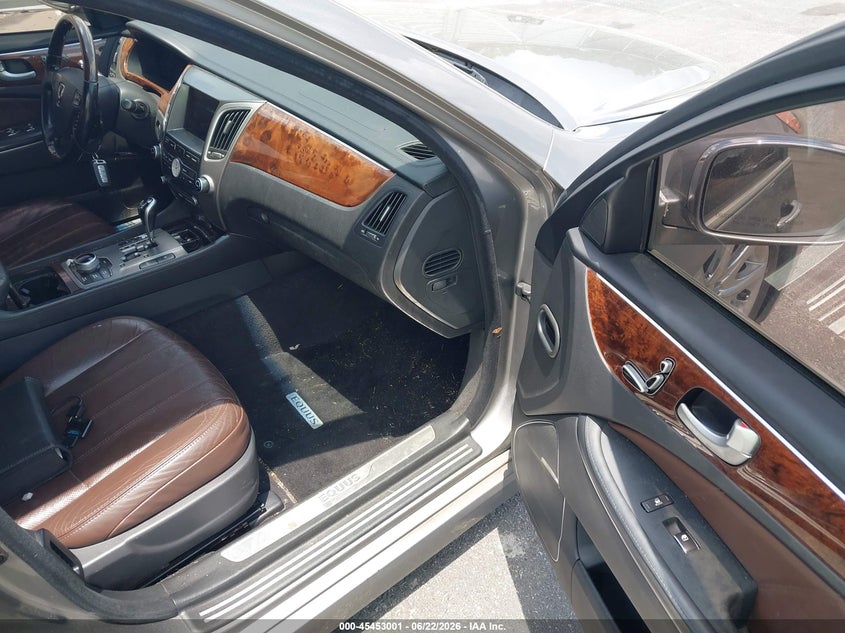 2012 Hyundai Equus VIN KMHGH4JH3CU051570 IAAI salvage auction — NORMAL WEAR, Clear (Georgia), sold $450 on 2026-07-22 (photo 5)