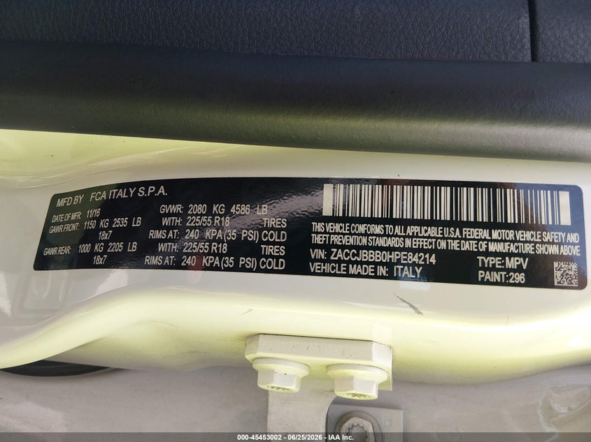 2017 Jeep Renegade VIN ZACCJBBB0HPE84214 IAAI salvage auction — RIGHT SIDE, Salvage Title, sold $500 on 2026-08-04 (photo 9)