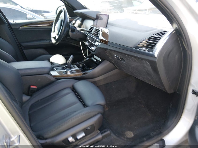 2020 BMW X3 VIN 5UXTY5C09LLT38495 IAAI salvage auction — FRONT & REAR, Salvage (Tennessee), sold $7,100 on 2026-07-31 (photo 5)