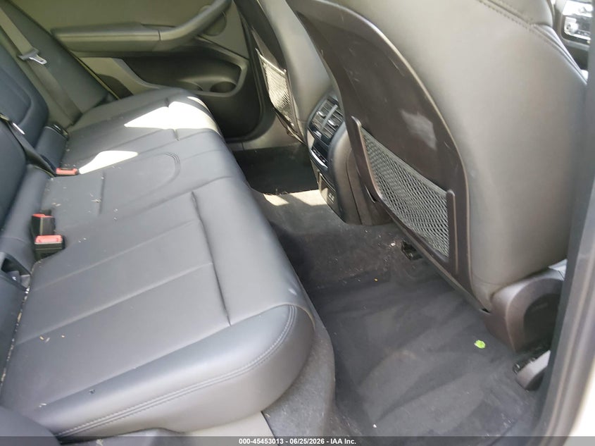 2020 BMW X3 VIN 5UXTY5C09LLT38495 IAAI salvage auction — FRONT & REAR, Salvage (Tennessee), sold $7,100 on 2026-07-31 (photo 8)