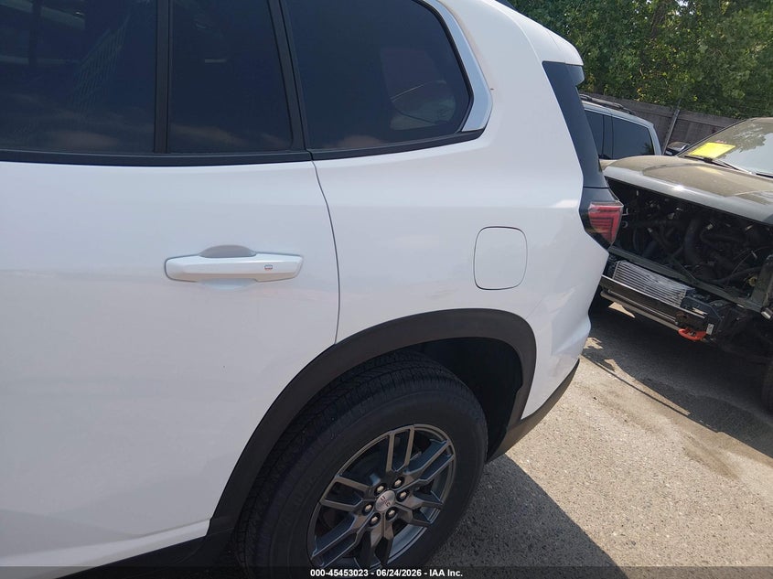 2025 Gmc Acadia VIN 1GKENNRS4SJ216363 IAAI salvage auction — NORMAL WEAR, Clear (Nevada), sold $25,850 on 2026-07-28 (photo 6)