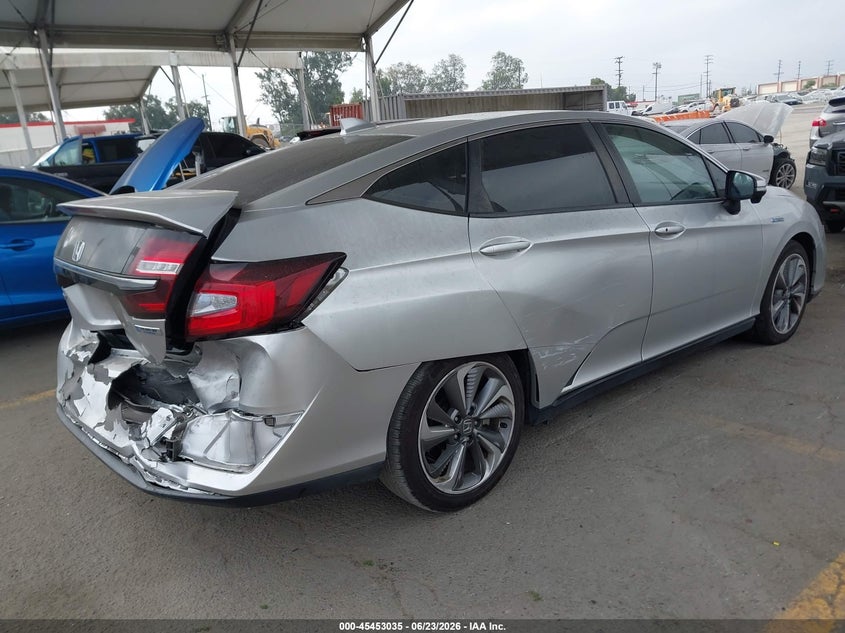 2018 Honda Clarity VIN JHMZC5F18JC020006 IAAI salvage auction — REAR END, Salvage Title, sold $2,850 on 2026-07-29 (photo 4)