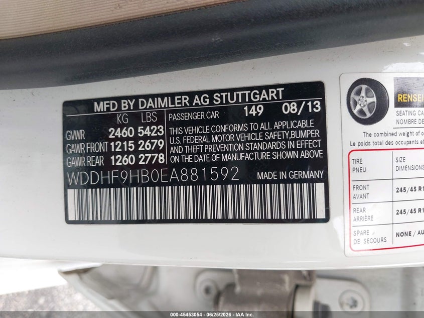 2014 Mercedes-benz E-klasse VIN WDDHF9HB0EA881592 IAAI salvage auction — RIGHT FRONT, Rebuildable (Florida), sold $3,275 on 2026-07-29 (photo 9)