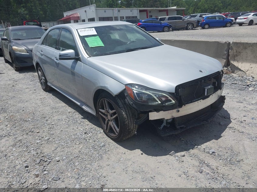 2015 Mercedes-benz E-klasse VIN WDDHF6HB3FB037735 IAAI salvage auction — FRONT END, Salvage Title, sold $4,450 on 2026-07-28 (photo 1)