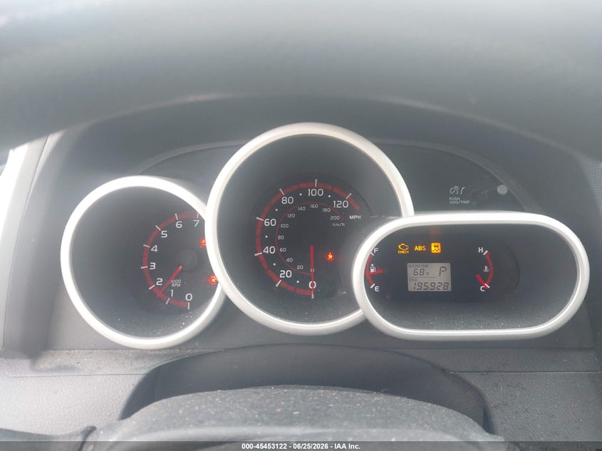2009 Pontiac Vibe VIN 5Y2SP67899Z446773 IAAI salvage auction — RIGHT FRONT, Clear (Indiana), sold $25 on 2026-07-31 (photo 7)