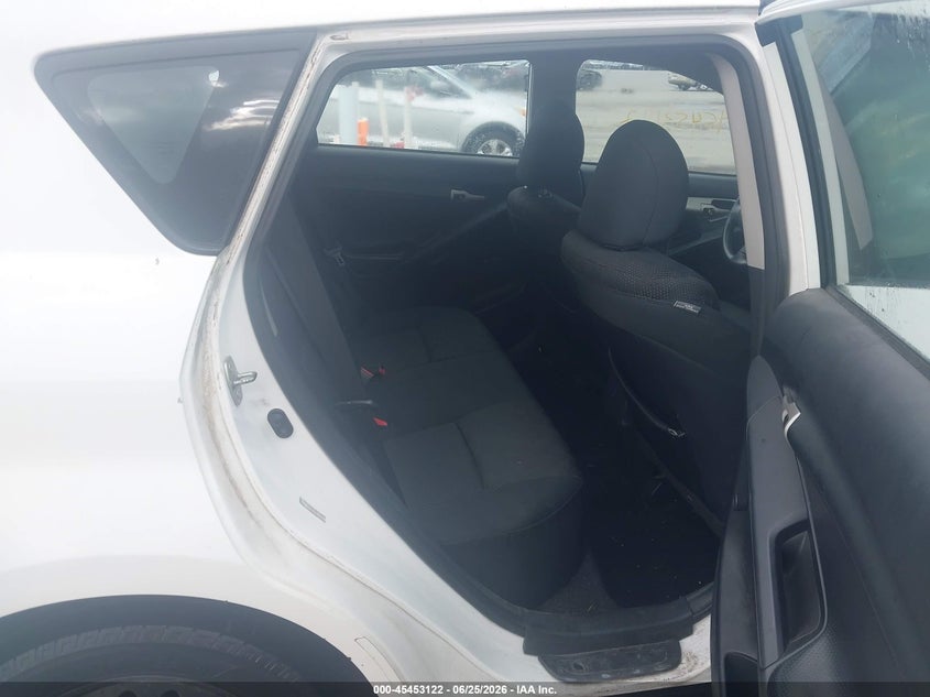 2009 Pontiac Vibe VIN 5Y2SP67899Z446773 IAAI salvage auction — RIGHT FRONT, Clear (Indiana), sold $25 on 2026-07-31 (photo 8)