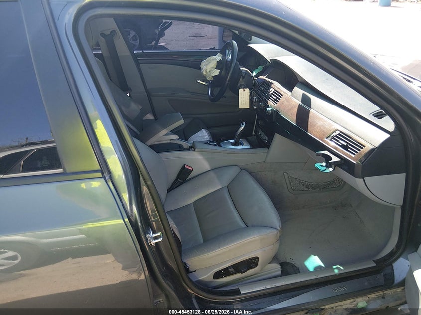 2008 BMW 5 series VIN WBANU53508C117065 IAAI salvage auction — SIDE, Salvage (Arizona), sold $225 on 2026-07-30 (photo 5)