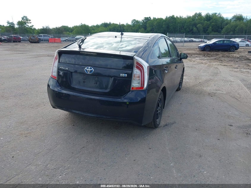 2013 Toyota Prius VIN JTDKN3DU2D5546025 IAAI salvage auction — NORMAL WEAR, Original (Maine), sold $1,100 on 2026-07-06 (photo 4)