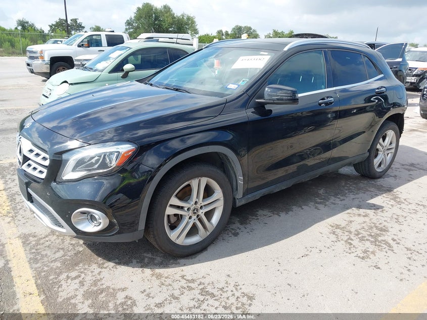 2020 Mercedes-benz Gla-klasse VIN WDCTG4EB2LJ690899 IAAI salvage auction — REAR END, Salvage Title, sold $8,350 on 2026-08-20 (photo 2)