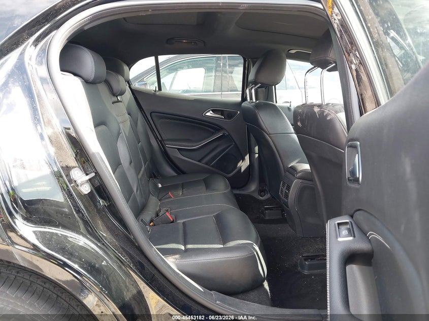 2020 Mercedes-benz Gla-klasse VIN WDCTG4EB2LJ690899 IAAI salvage auction — REAR END, Salvage Title, sold $8,350 on 2026-08-20 (photo 8)