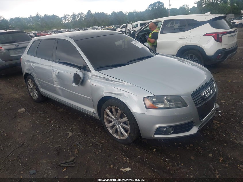 2009 Audi A3 VIN WAUKF78P89A015013 IAAI salvage auction — RIGHT SIDE, Mv-907A (New York), sold $425 on 2026-07-14 (photo 1)