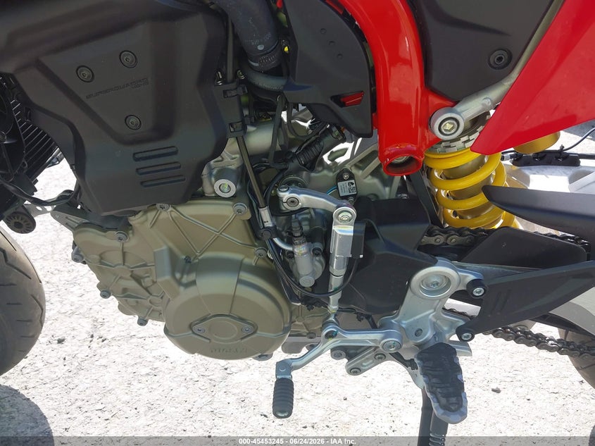 2024 Ducati Hypermotard VIN ZDMBAS2N8RB000800 IAAI salvage auction — RIGHT SIDE, Mv-907A (New York), sold $3,600 on 2026-07-28 (photo 9)