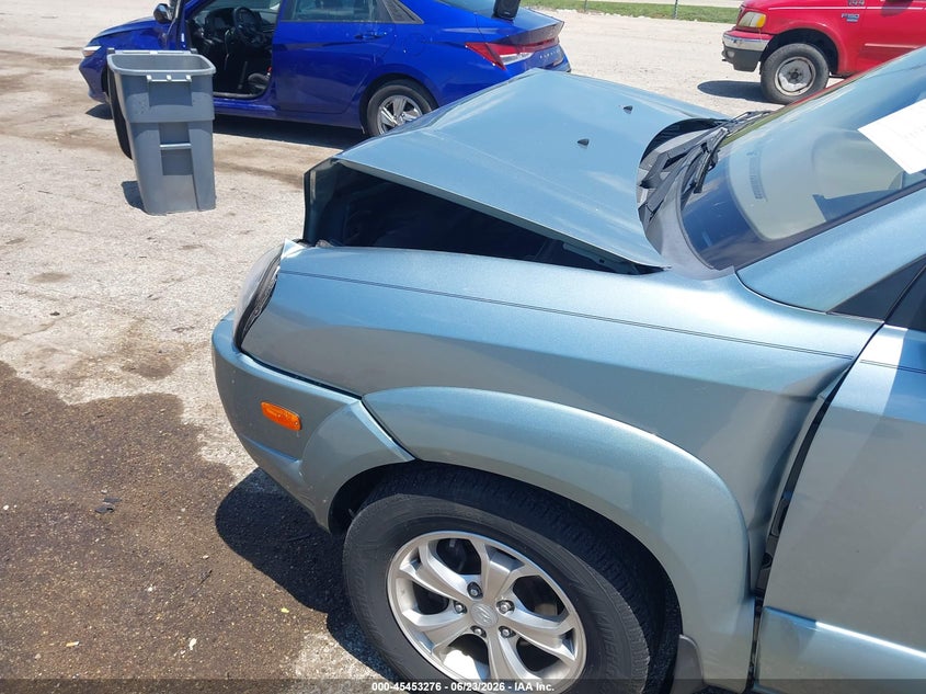 2009 Hyundai Tucson VIN KM8JN12D79U933827 IAAI salvage auction — FRONT END, Salvage (Illinois), sold $1,150 on 2026-08-02 (photo 6)