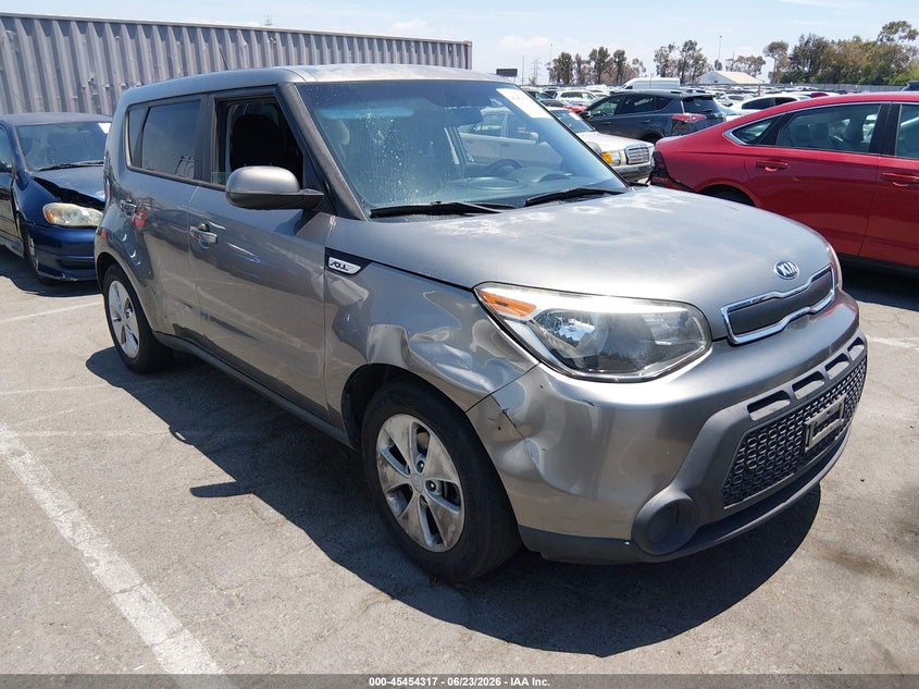 2016 Kia Soul VIN KNDJN2A21G7392120 IAAI salvage auction — NORMAL WEAR, Clear - Dealer Only (California), sold $1,025 on 2026-07-09 (photo 1)