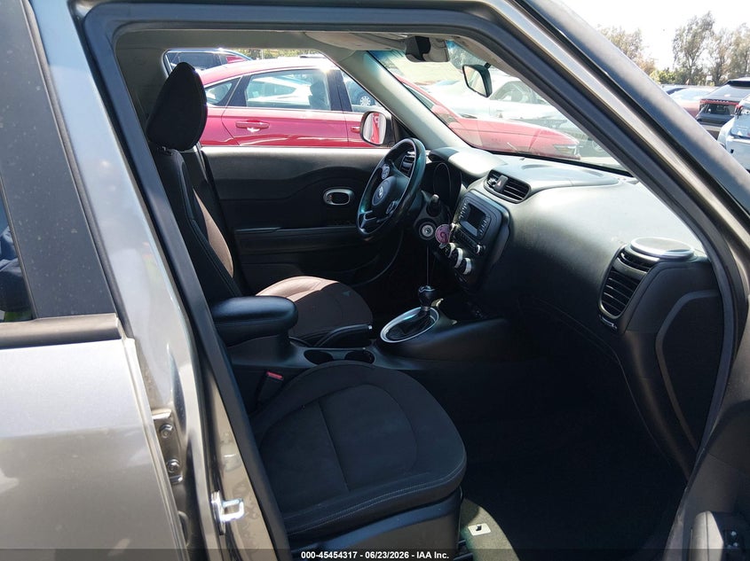 2016 Kia Soul VIN KNDJN2A21G7392120 IAAI salvage auction — NORMAL WEAR, Clear - Dealer Only (California), sold $1,025 on 2026-07-09 (photo 5)