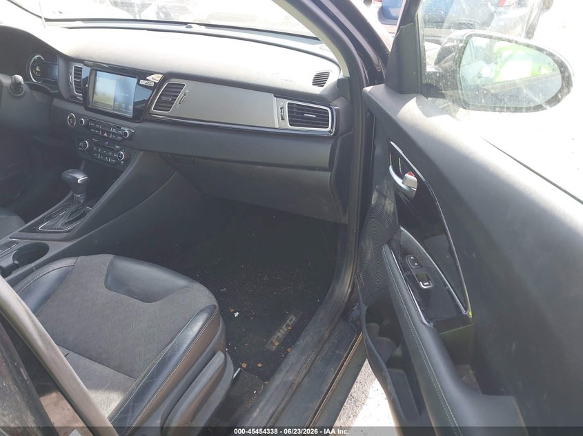 2017 Kia Niro VIN KNDCC3LC2H5071548 IAAI salvage auction — NORMAL WEAR, Clear (Washington), sold $1,400 on 2026-07-22 (photo 5)
