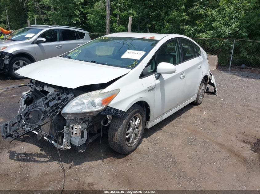 2010 Toyota Prius VIN JTDKN3DU7A0074462 IAAI salvage auction — FRONT & REAR, Salvage (Virginia), sold $400 on 2026-07-29 (photo 2)