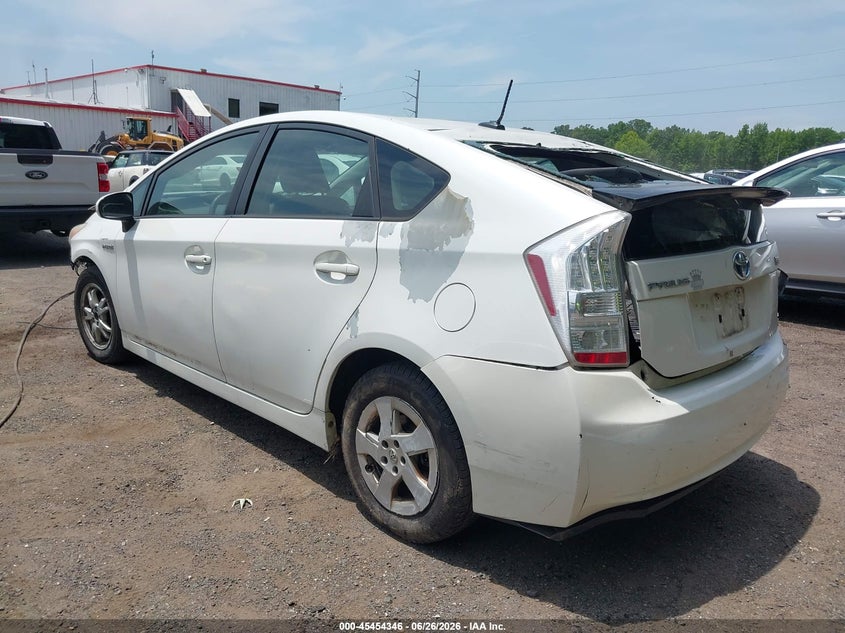2010 Toyota Prius VIN JTDKN3DU7A0074462 IAAI salvage auction — FRONT & REAR, Salvage (Virginia), sold $400 on 2026-07-29 (photo 3)