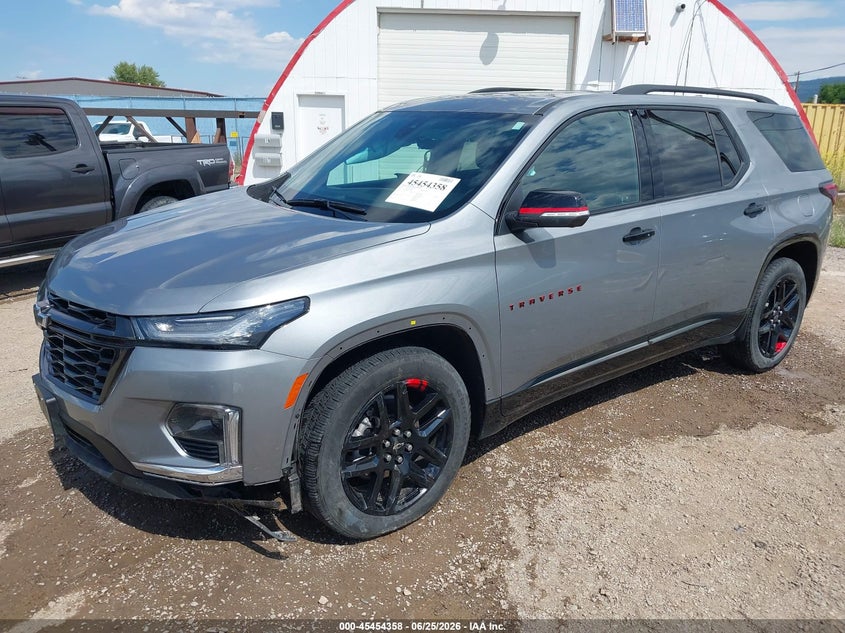 2023 Chevrolet Traverse VIN 1GNEVKKW3PJ136008 IAAI salvage auction — RIGHT FRONT, Salvage Title, sold $14,300 on 2026-07-30 (photo 2)