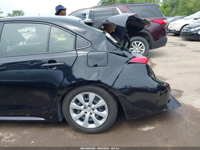 2024 Toyota Corolla VIN JTDBCMFE7R3046141 IAAI salvage auction — REAR END, Salvage (Kansas), sold $25 on 2026-07-22 (photo 6)