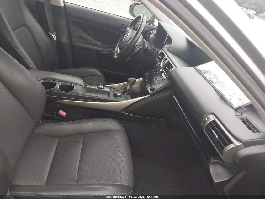 2014 Lexus Is VIN JTHBF1D22E5016976 IAAI salvage auction — REAR END, Salvage (Pennsylvania), sold $3,050 on 2026-07-31 (photo 5)