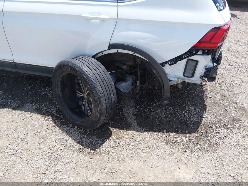 2019 Volkswagen Tiguan VIN 3VV3B7AXXKM067153 IAAI salvage auction — REAR END, Salvage (Louisiana), sold $4,700 on 2026-07-25 (photo 6)