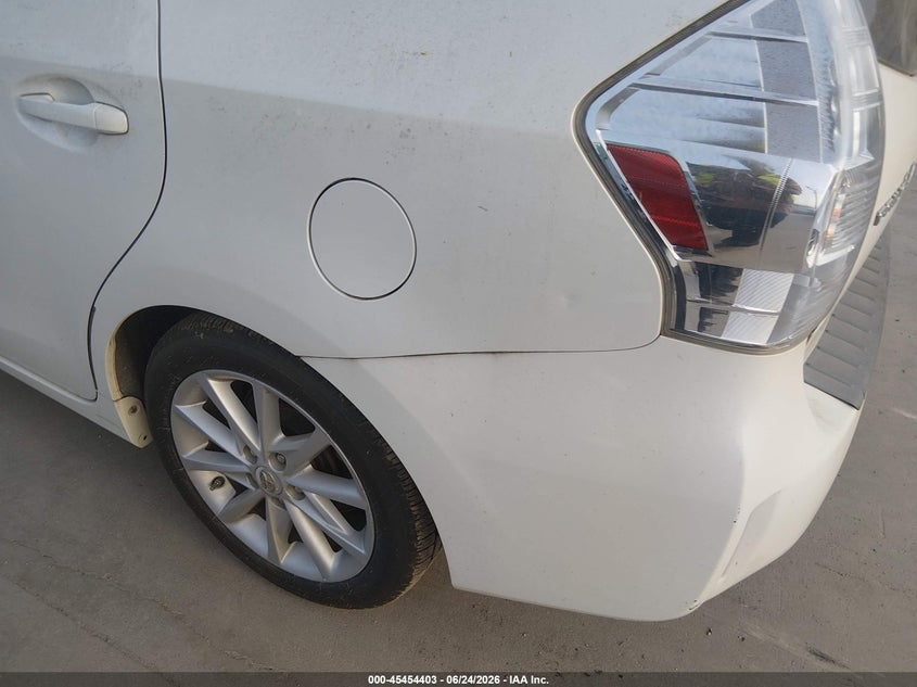 2012 Toyota Prius v VIN JTDZN3EU8C3139446 IAAI salvage auction — NORMAL WEAR, Original (Texas), sold $1,900 on 2026-07-21 (photo 6)
