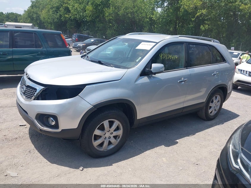 2012 Kia Sorento VIN 5XYKT3A63CG203032 IAAI salvage auction — FRONT END, Salvage Title, sold $25 on 2026-07-29 (photo 2)