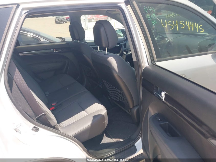 2012 Kia Sorento VIN 5XYKT3A63CG203032 IAAI salvage auction — FRONT END, Salvage Title, sold $25 on 2026-07-29 (photo 8)