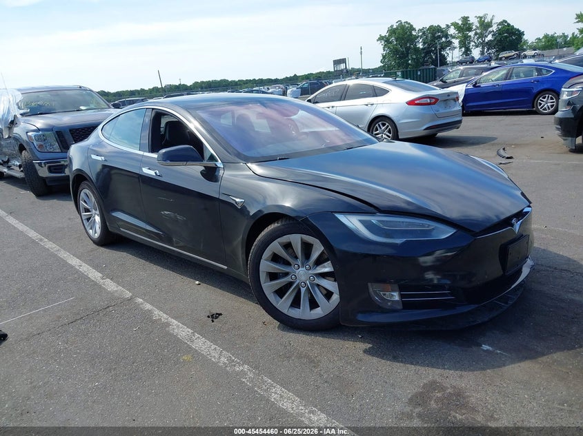 2018 Tesla Model s VIN 5YJSA1E26JF253364 IAAI salvage auction — LEFT SIDE, Salvage (Arizona), sold $4,200 on 2026-07-27 (photo 1)