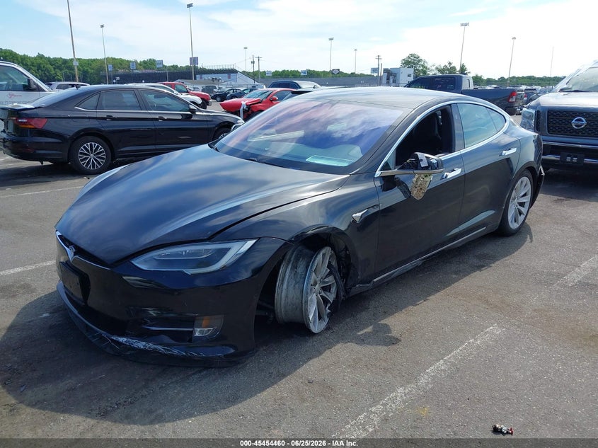 2018 Tesla Model s VIN 5YJSA1E26JF253364 IAAI salvage auction — LEFT SIDE, Salvage (Arizona), sold $4,200 on 2026-07-27 (photo 2)