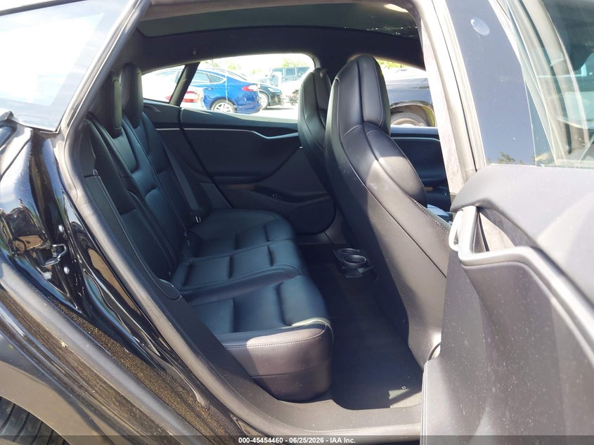 2018 Tesla Model s VIN 5YJSA1E26JF253364 IAAI salvage auction — LEFT SIDE, Salvage (Arizona), sold $4,200 on 2026-07-27 (photo 8)
