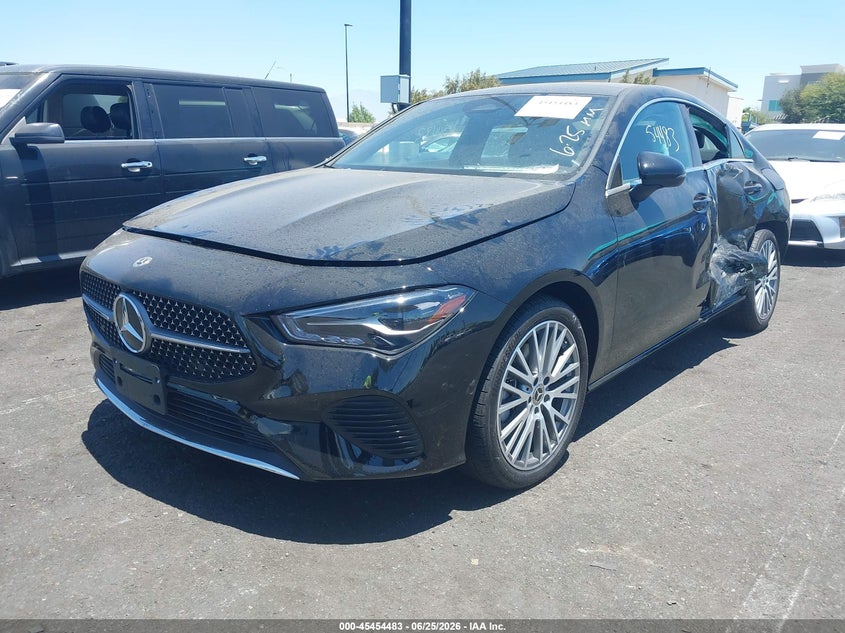 2026 Mercedes-benz VIN W1K5J4HBXTN592990 IAAI salvage auction — LEFT SIDE, Salvage Title, sold $14,050 on 2026-07-31 (photo 2)