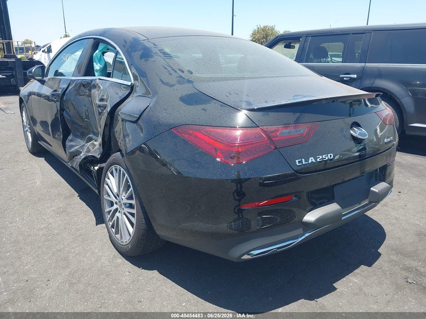 2026 Mercedes-benz VIN W1K5J4HBXTN592990 IAAI salvage auction — LEFT SIDE, Salvage Title, sold $14,050 on 2026-07-31 (photo 3)