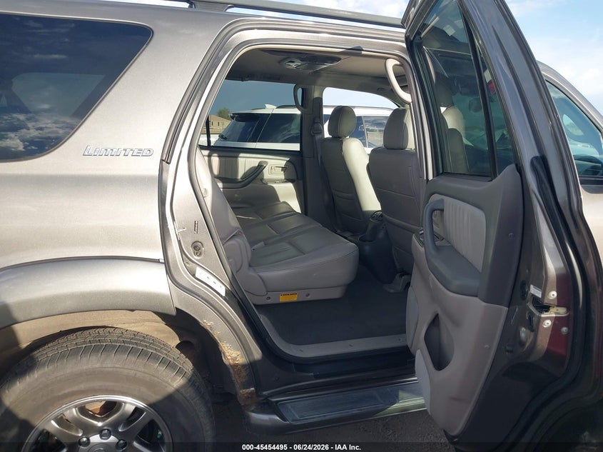 2006 Toyota Sequoia VIN 5TDBT48A66S274426 IAAI salvage auction — FRONT END, Salvage (Arizona), sold $775 on 2026-07-28 (photo 8)
