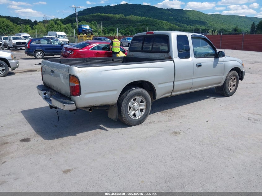 2003 Toyota Tacoma VIN 5TEVL52N73Z234434 IAAI salvage auction — NORMAL WEAR, Clear (Pennsylvania), sold $1,350 on 2026-07-29 (photo 4)