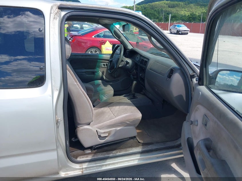 2003 Toyota Tacoma VIN 5TEVL52N73Z234434 IAAI salvage auction — NORMAL WEAR, Clear (Pennsylvania), sold $1,350 on 2026-07-29 (photo 5)