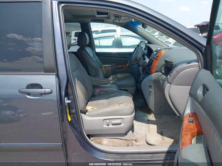 2007 Toyota Sienna VIN 5TDZK22C47S033918 IAAI salvage auction — REAR END, Salvage (Texas), sold $850 on 2026-07-09 (photo 5)