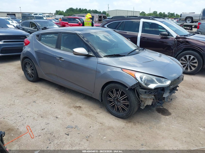 2013 Hyundai Veloster VIN KMHTC6AD3DU146699 IAAI salvage auction — FRONT END, Salvage (Texas), sold $575 on 2026-07-17 (photo 1)