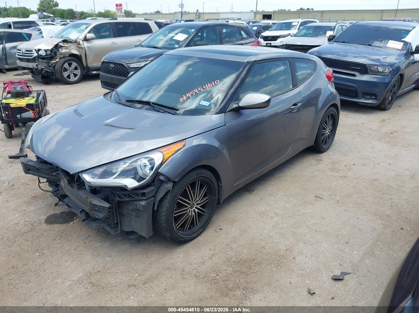 2013 Hyundai Veloster VIN KMHTC6AD3DU146699 IAAI salvage auction — FRONT END, Salvage (Texas), sold $575 on 2026-07-17 (photo 2)