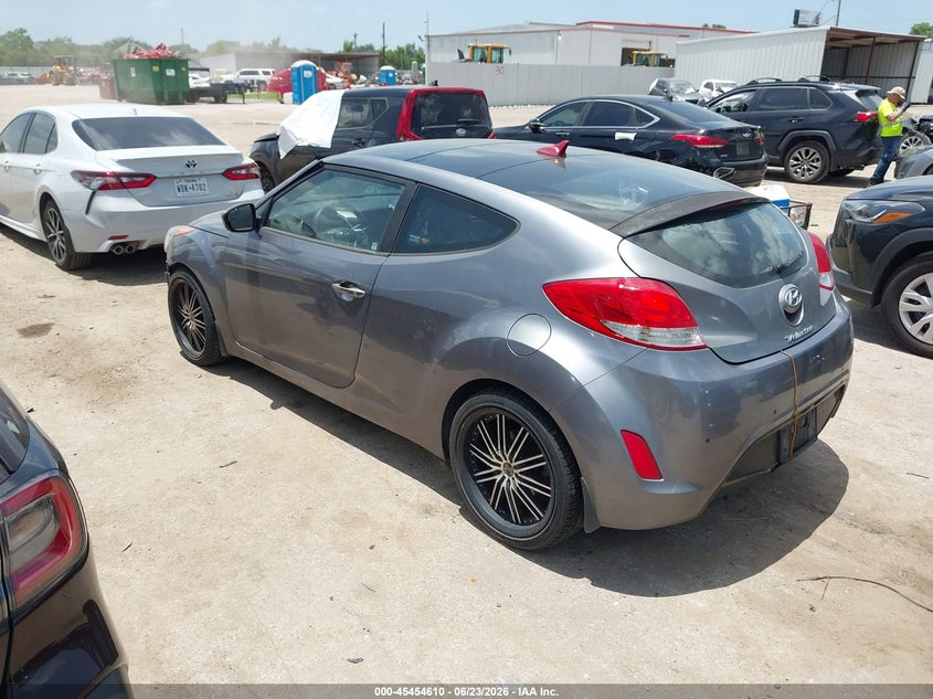 2013 Hyundai Veloster VIN KMHTC6AD3DU146699 IAAI salvage auction — FRONT END, Salvage (Texas), sold $575 on 2026-07-17 (photo 3)
