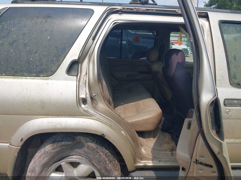 2000 Nissan Pathfinder VIN JN8AR07S5YW434106 IAAI salvage auction — NORMAL WEAR, Original (Texas), sold $125 on 2026-07-09 (photo 8)