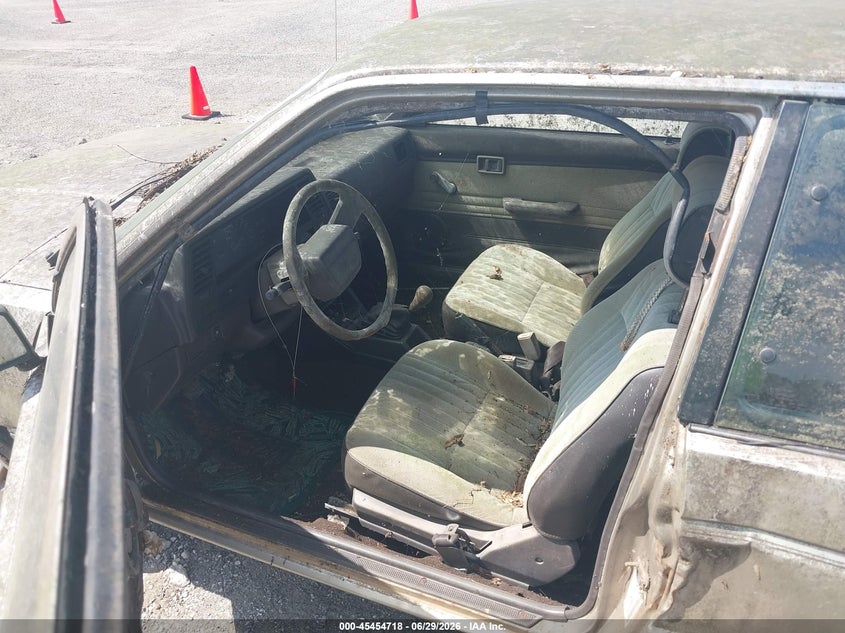 1990 Nissan Sentra VIN JN1GB22B2LU513947 IAAI salvage auction — NORMAL WEAR, Clear (Alabama), sold $225 on 2026-07-08 (photo 5)
