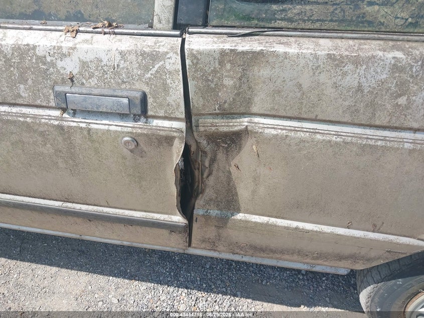 1990 Nissan Sentra VIN JN1GB22B2LU513947 IAAI salvage auction — NORMAL WEAR, Clear (Alabama), sold $225 on 2026-07-08 (photo 6)