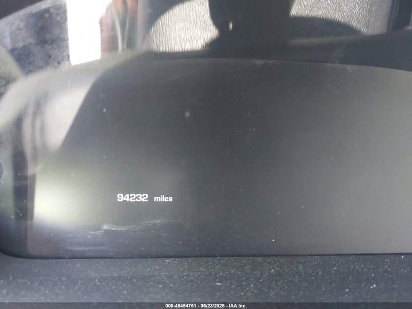 2011 Jaguar Xj VIN SAJWA2GE3BMV00686 IAAI salvage auction — UNKNOWN, Salvage Certificate (California), sold $1,050 on 2026-07-10 (photo 7)